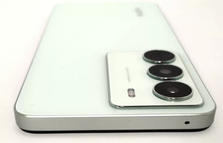 telefon-realme-14x-5g-6128gb-przekatna-ekranu-667