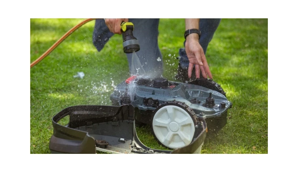 automatyczny-robot-koszacy-cramer-rm800-szerokosc-koszenia-1700