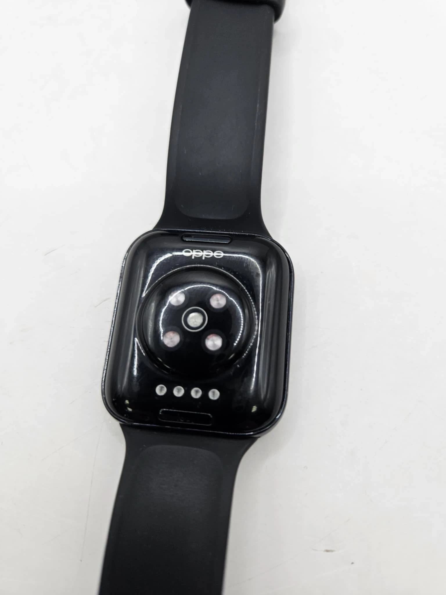 smartwatch-oppo-watch-41mm-model-249460-1767248