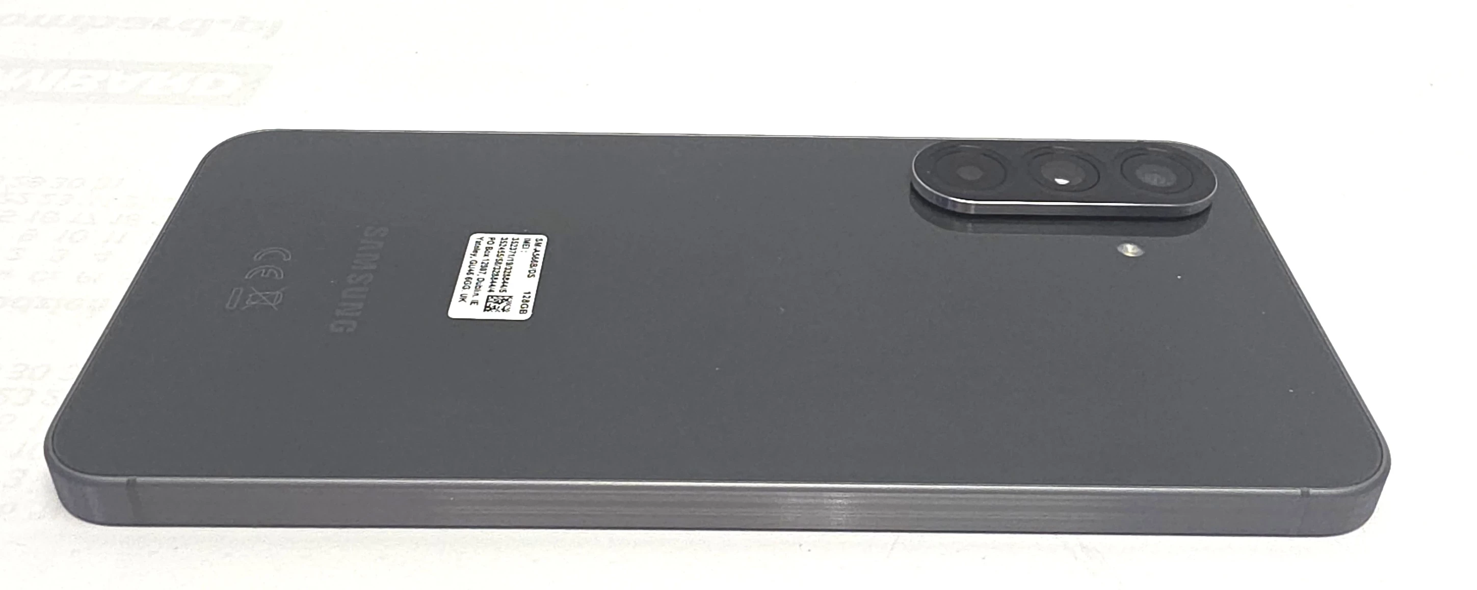 telefon-samsung-galaxy-a56-5g-8128gb-sm-a566bds-opis-wbudowana-pamiec-202869-214189