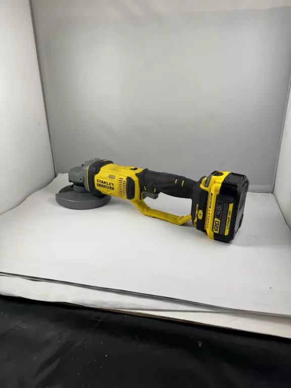 szlifierka-stanley-fatmax-sfmcg400-akumulator-wielka-rzeznicka-1-srem-centrum