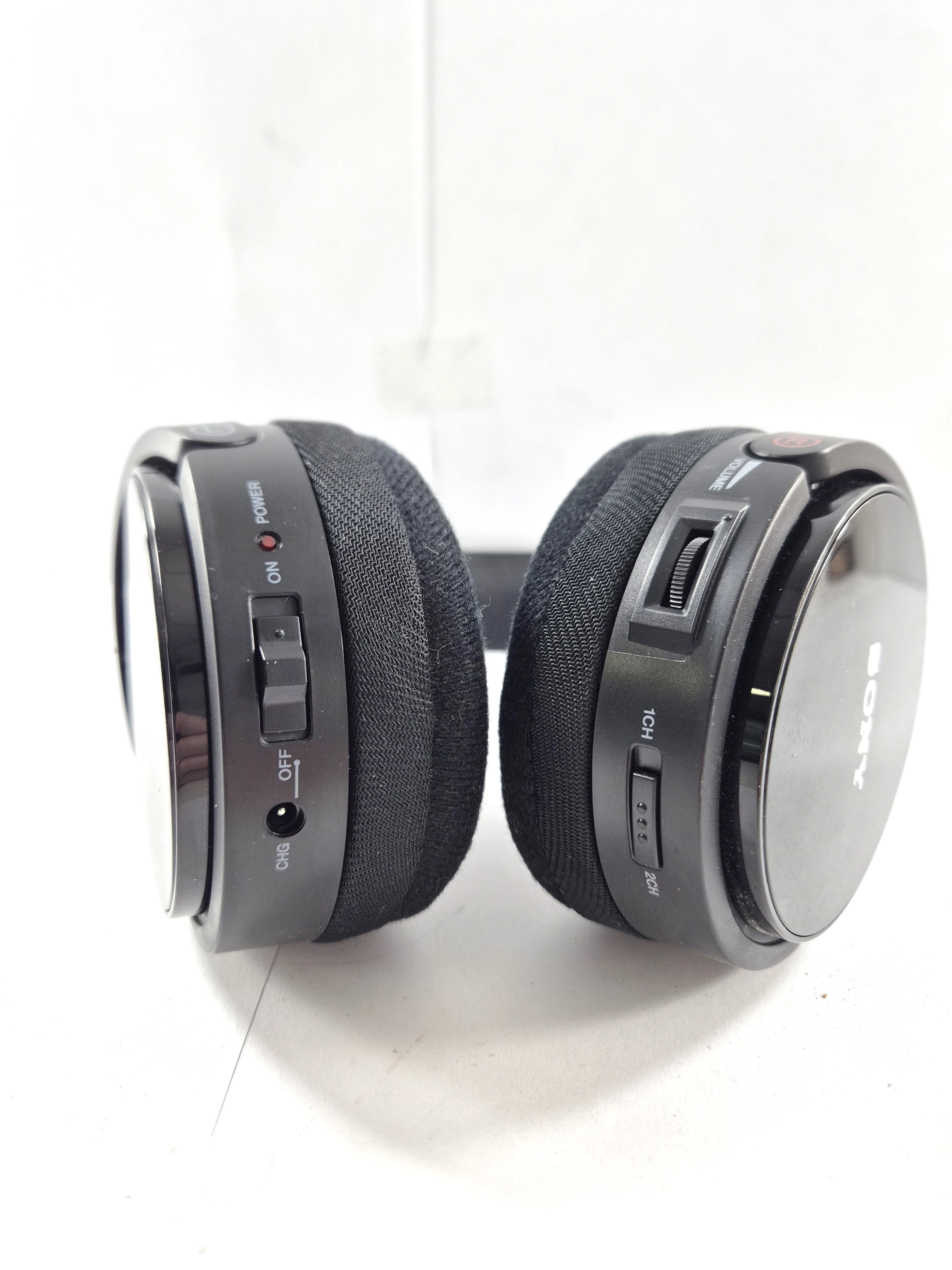 sluchawki-nauszne-sony-mdr-rf811r-kolor-dominujacy-129357-3