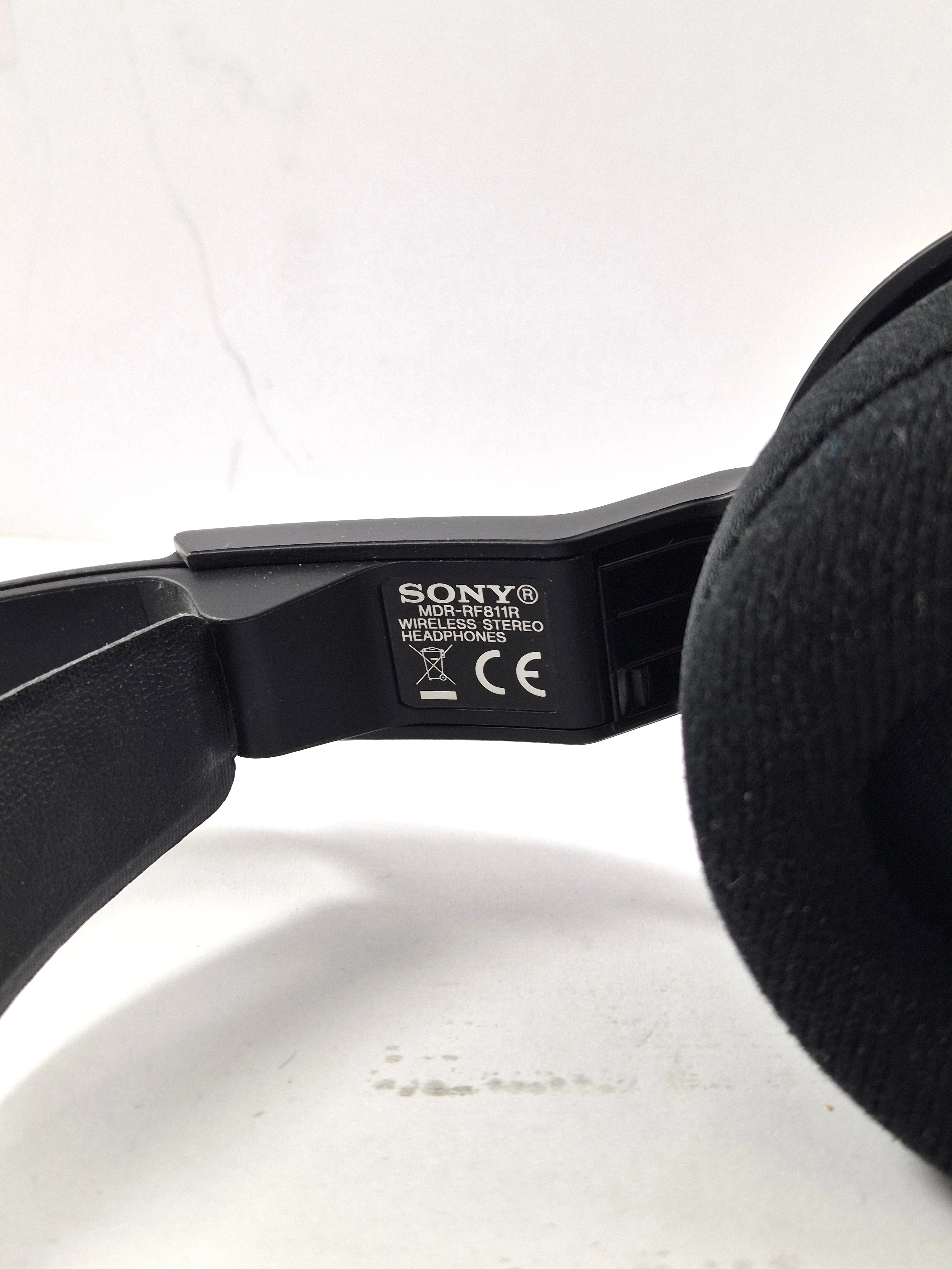 sluchawki-nauszne-sony-mdr-rf811r-rodzaj-sluchawek-203681-217745