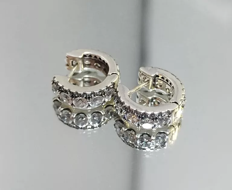 wyjatkowe-kolczyki-z-cyrkoniami-proba-925-waga-444-g-motyw-129129-246990