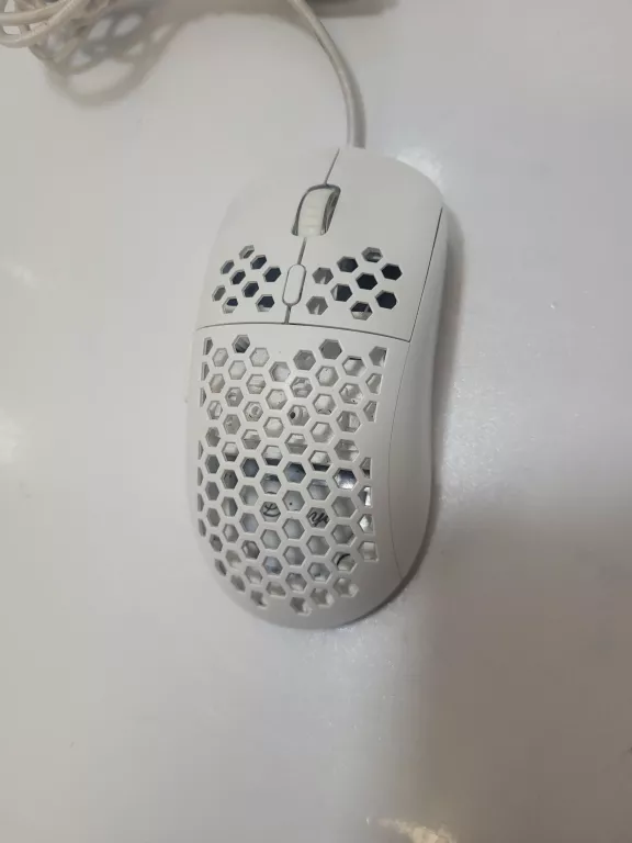 myszka-kemove-dierya-m1-se-osiedle-kombatantow-7c-krakow