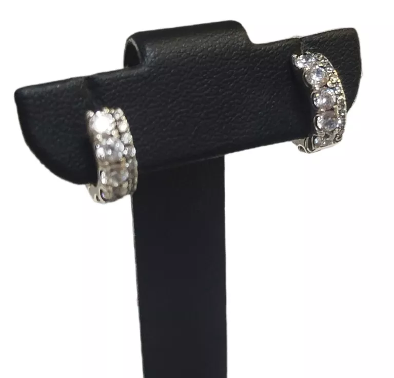 wyjatkowe-kolczyki-z-cyrkoniami-proba-925-waga-444-g-rodzaj-zapiecia-2207-3