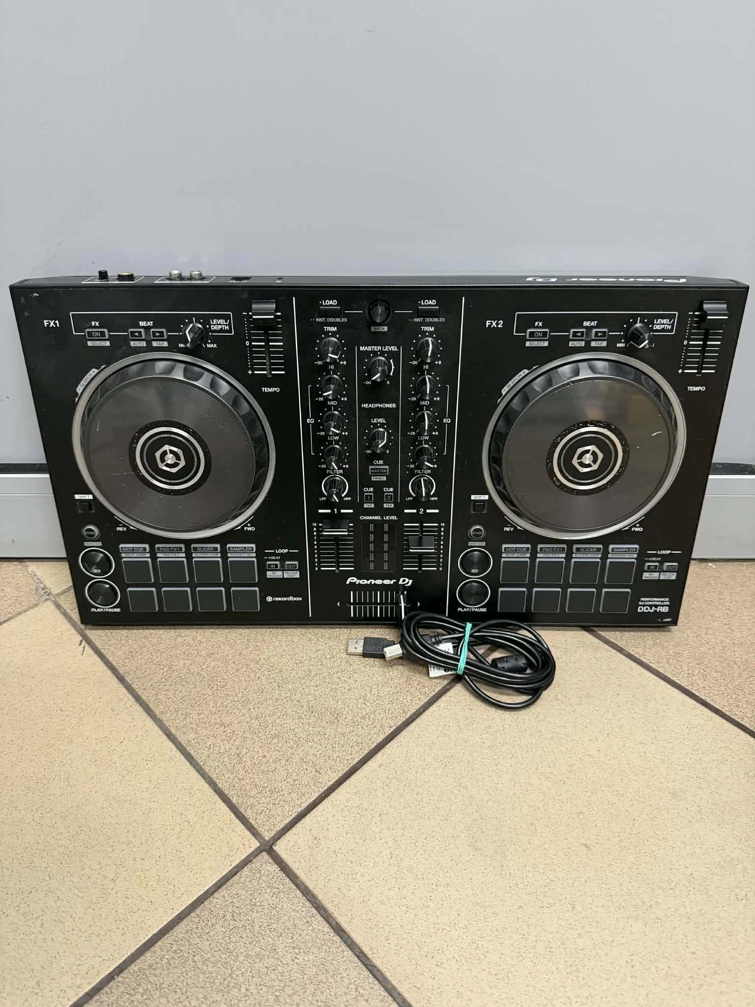 kontroler-pioner-dj-ddj-rb-pilsudskiego-91-zawiercie