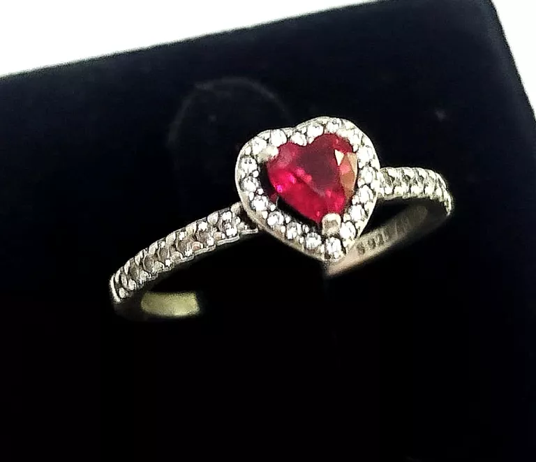 pandora-pierscionek-z-wypuklym-czerwonym-sercem-p925-waga-211-g-rozmiar-1-rodzaj-2205-2