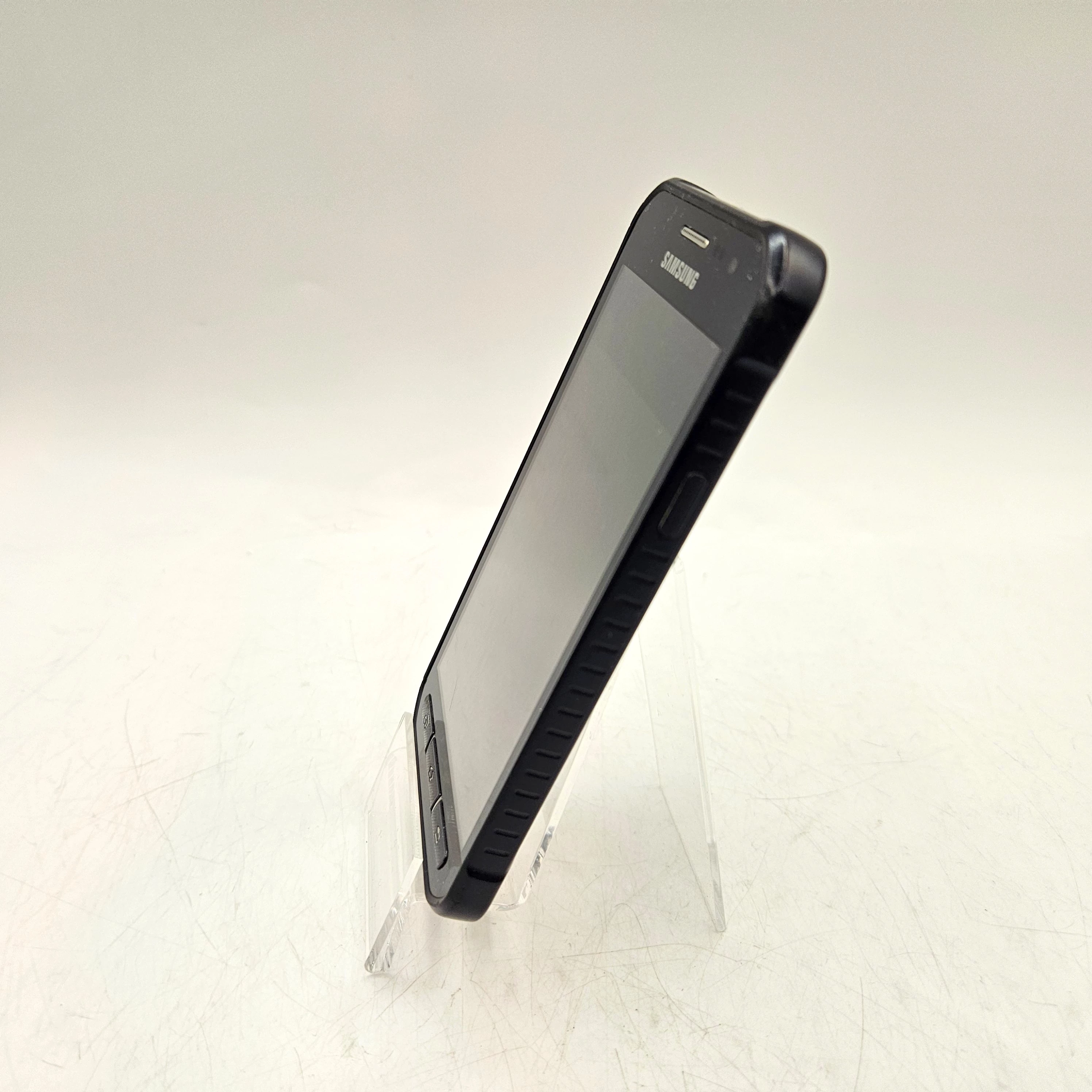 telefon-samsung-xcover-3-8gb-stan-11323-2