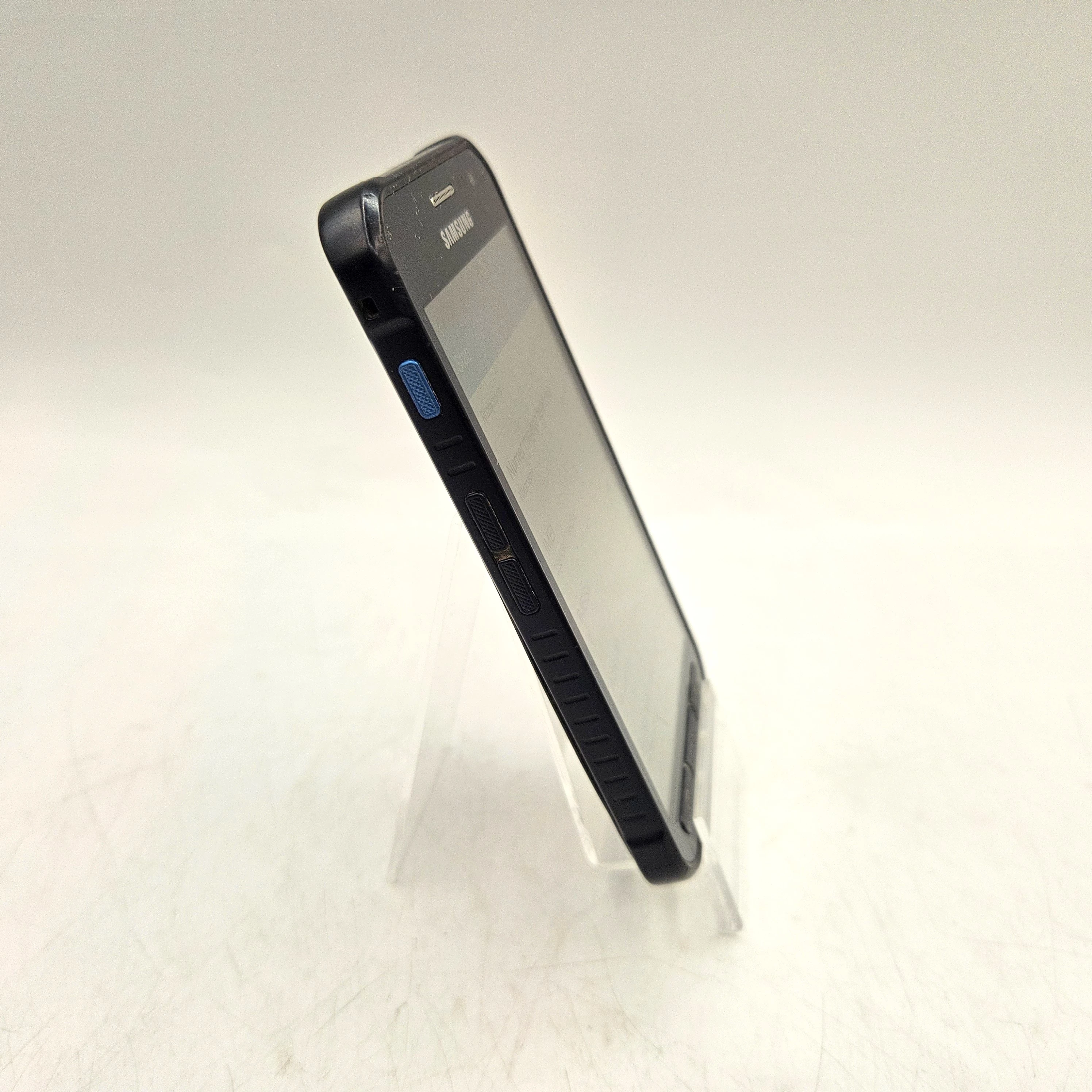 telefon-samsung-xcover-3-8gb-ean-gtin-8806086725330