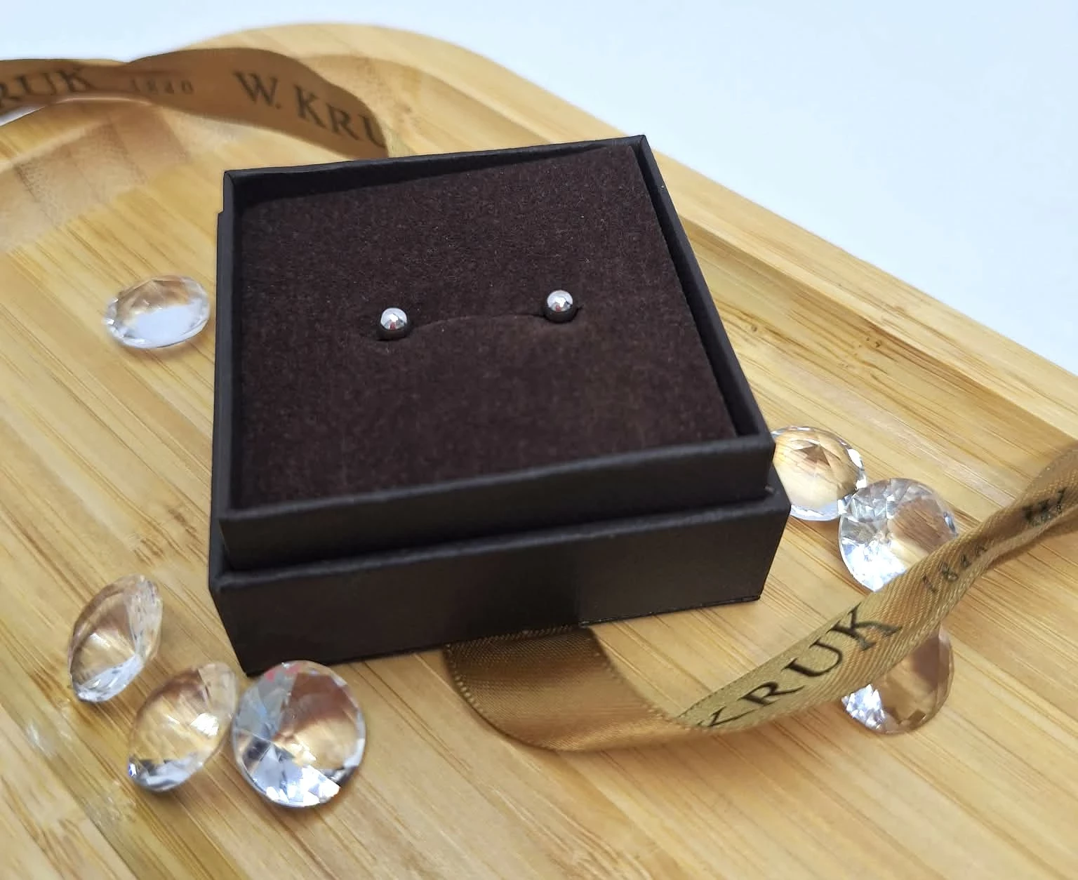 piekne-kolczyki-z-bialego-zlota-585-rodzaj-zapiecia-2207-1