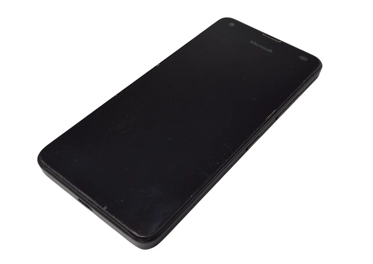 telefon-windows-phone-lumia-550-typ-202685-212929