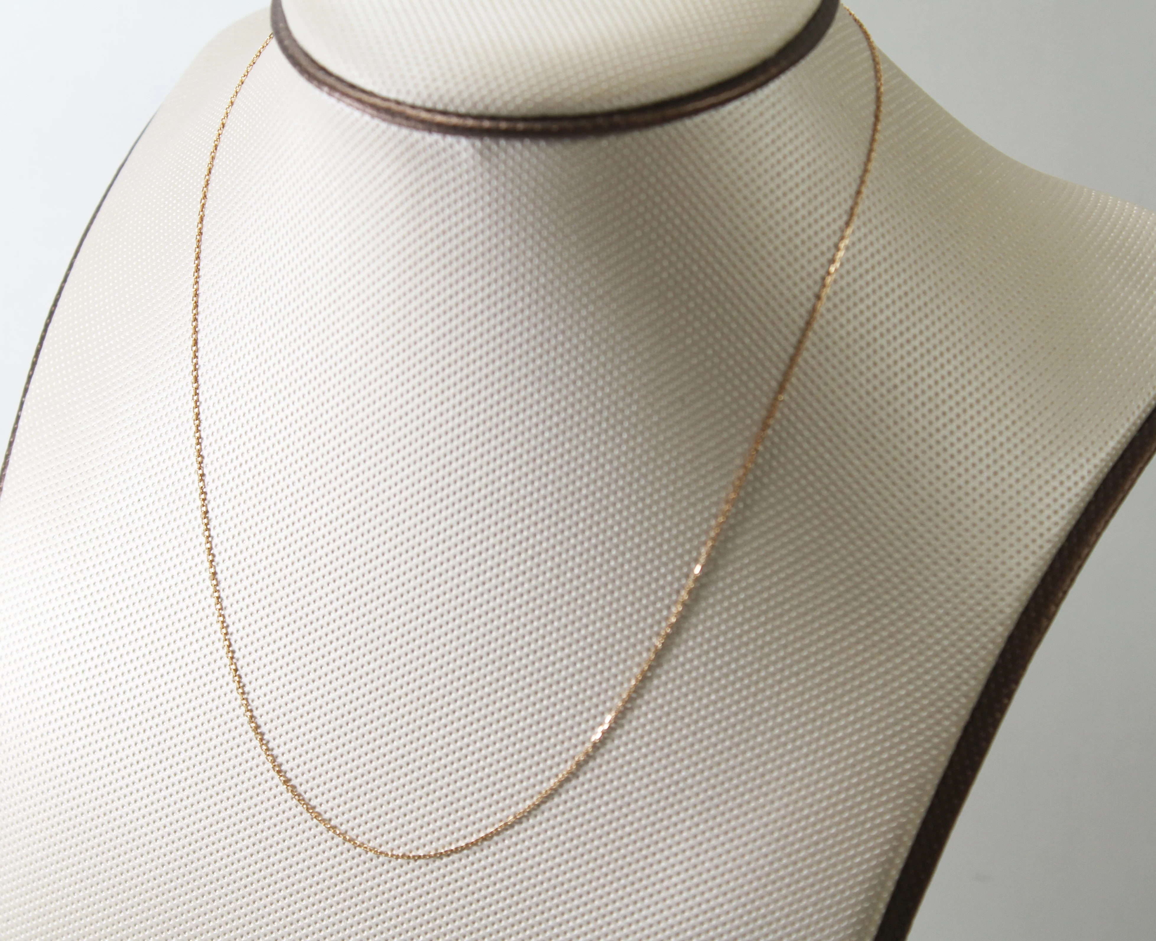 zloty-lancuszek-585-g126-r43-wojciechowskiego-39-warszawa