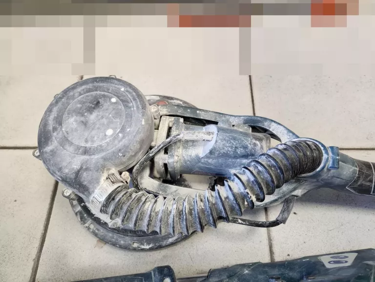 szlifierka-zyrafa-do-gipsu-gladzi-bezpylowa-led-bx-700-rodzaj-zasilania-128529-2