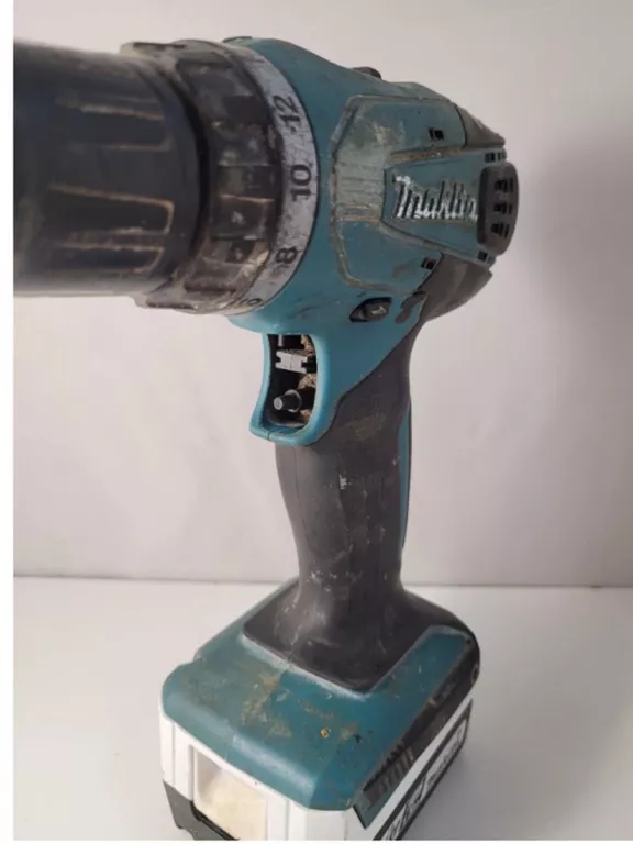 wkretarka-makita-df347d-a-aku-144v-15-ah-ladowarka-napiecie-v-128551-6