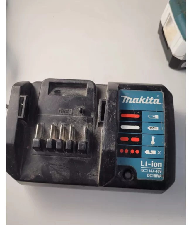 wkretarka-makita-df347d-a-aku-144v-15-ah-ladowarka-stan-11323-2