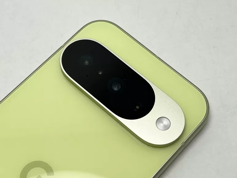 telefon-google-pixel-10-5g-12128-kod-producenta-ga10215-gb