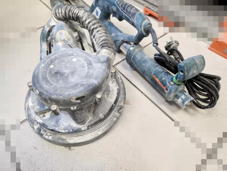 szlifierka-zyrafa-do-gipsu-gladzi-bezpylowa-led-bx-700-maksymalna-moc-220000