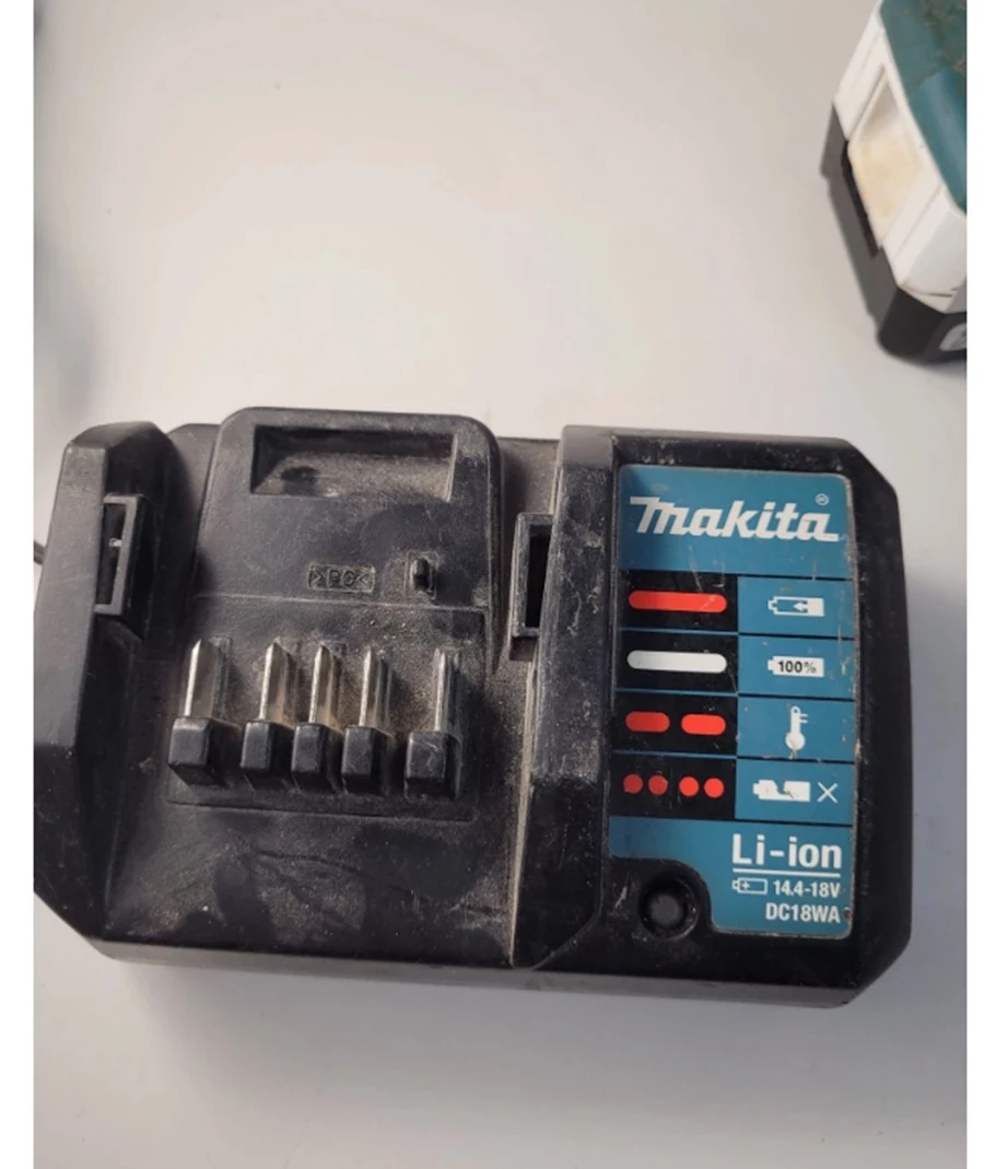 wkretarka-makita-df347d-a-aku-144v-15-ah-ladowarka-stan-11323-2