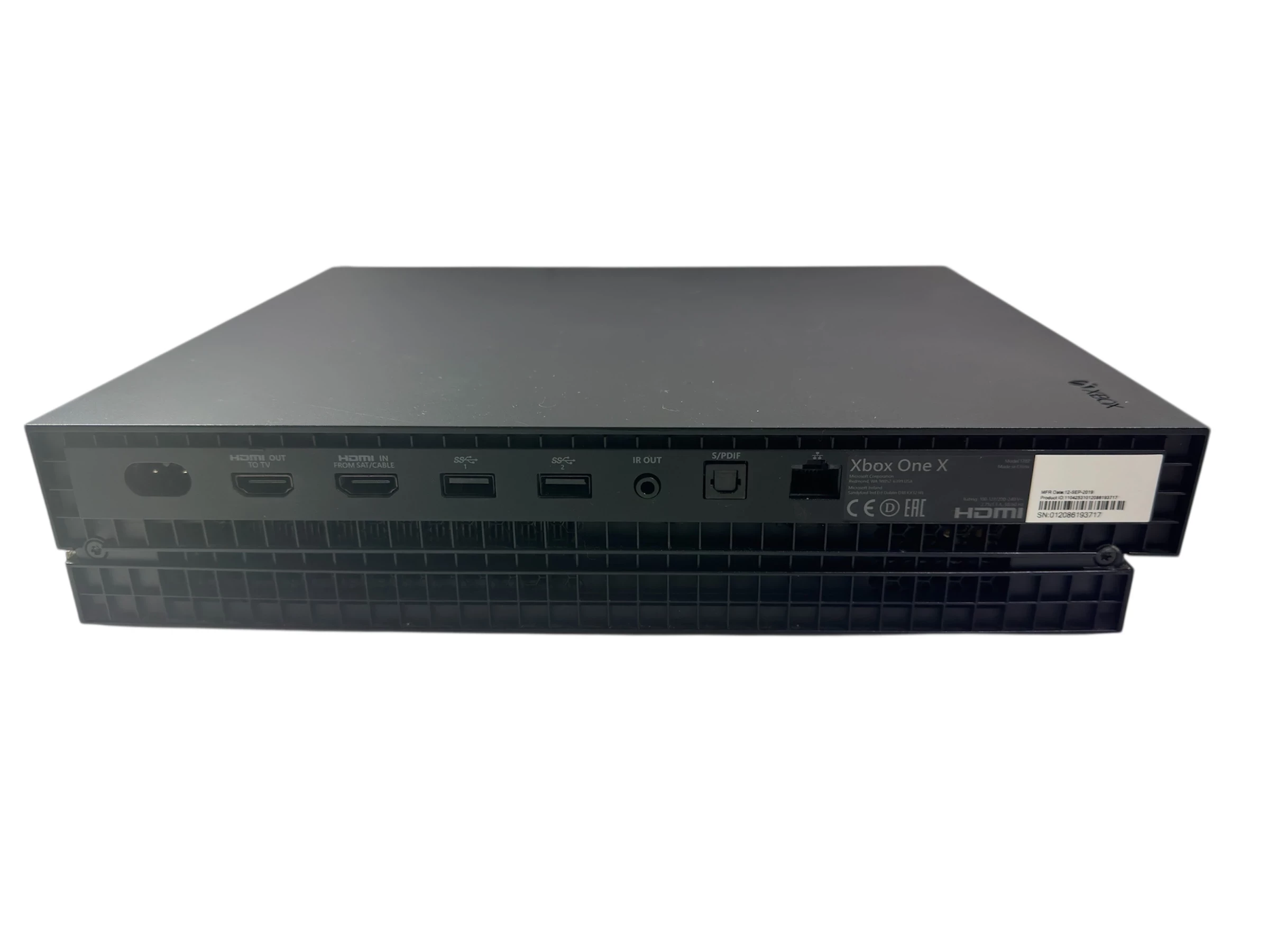 konsola-xbox-one-x-1tb-1787-minecraft-2-pady-stan-11323-2