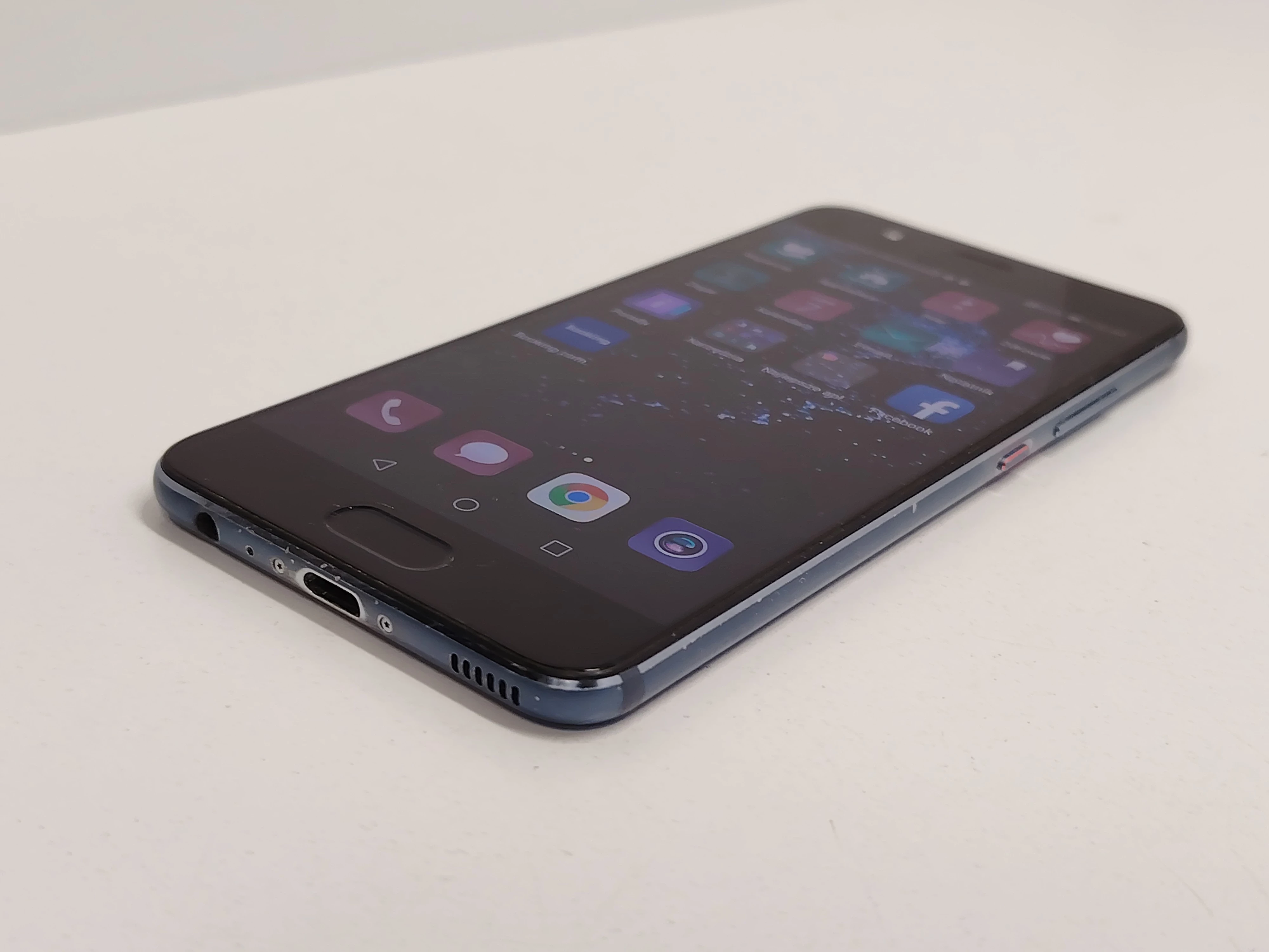 telefon-huawei-p10-464gb-pojemnosc-akumulatora-3200