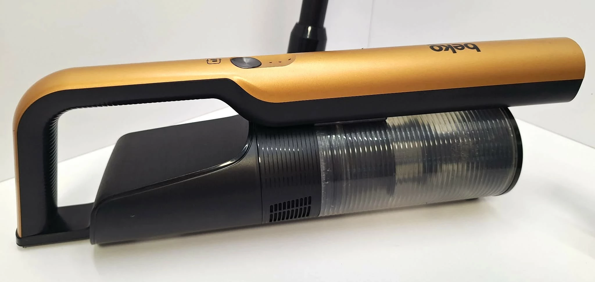 odkurzacz-pionowy-beko-slimclean-vrt65421vc-wielokolorowy-bezprzewodowy-czas-ladowania-5