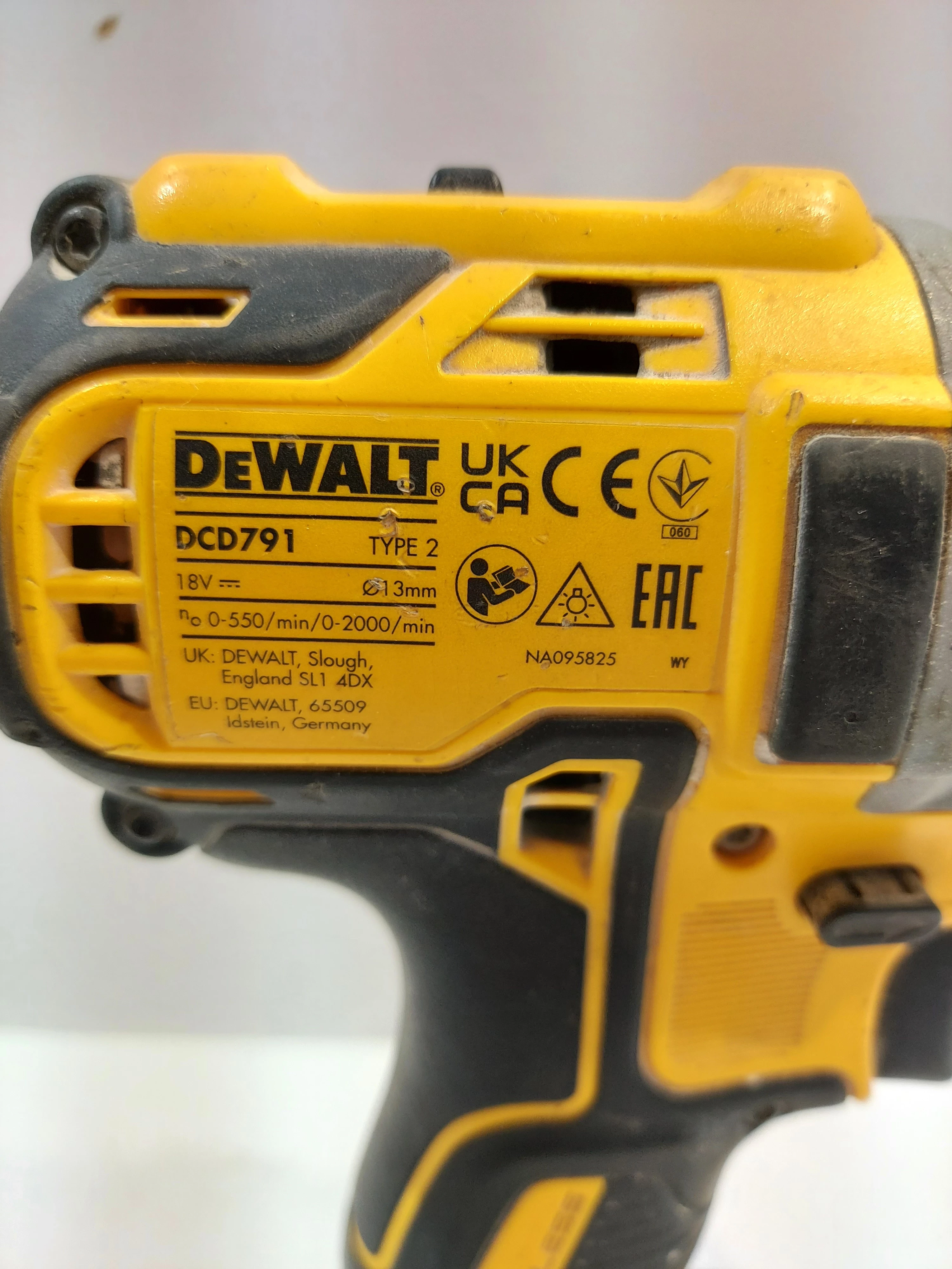 wkretarka-dewalt-dcd791-rodzaj-silnika-204657-221325
