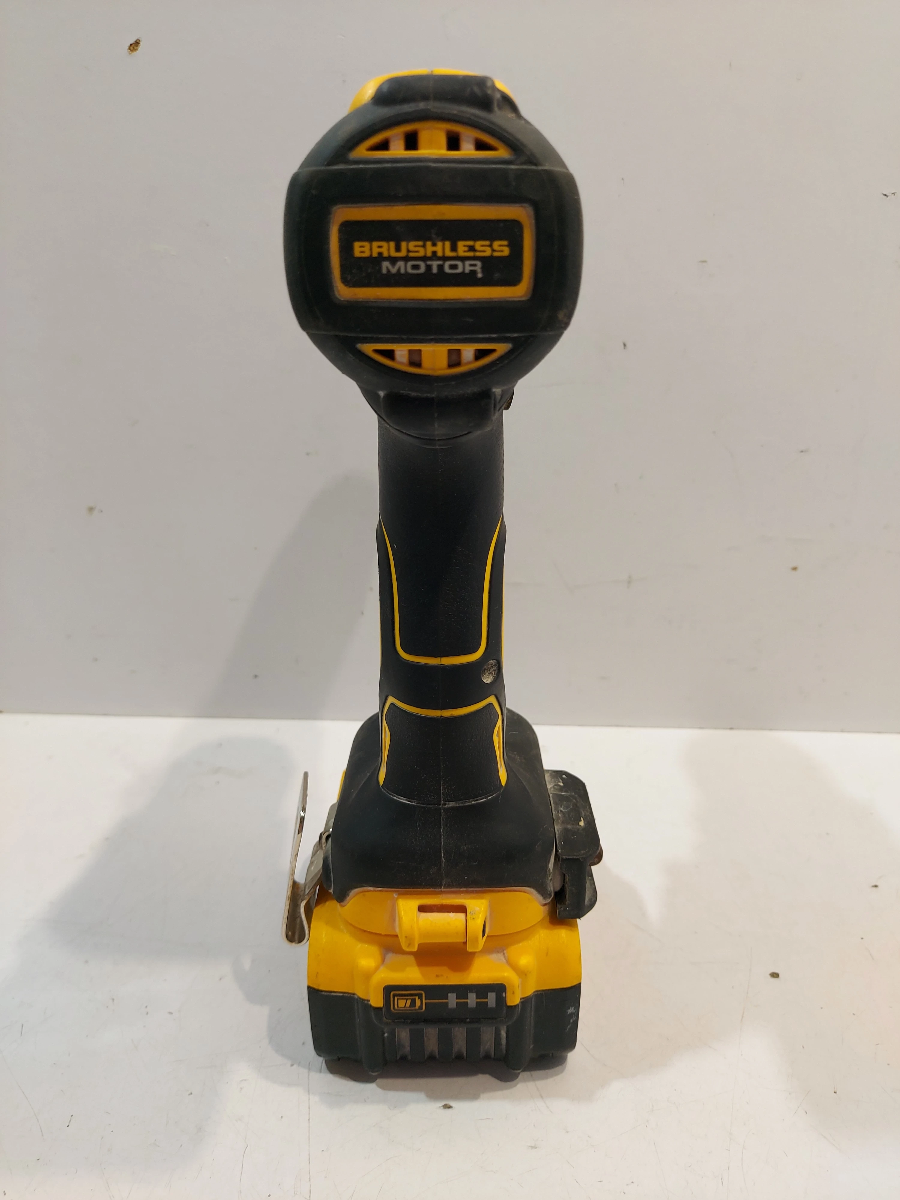 wkretarka-dewalt-dcd791-stan-11323-2