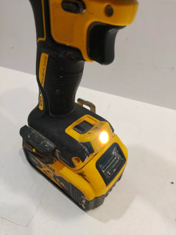 wkretarka-dewalt-dcd791-pojemnosc-akumulatora-000