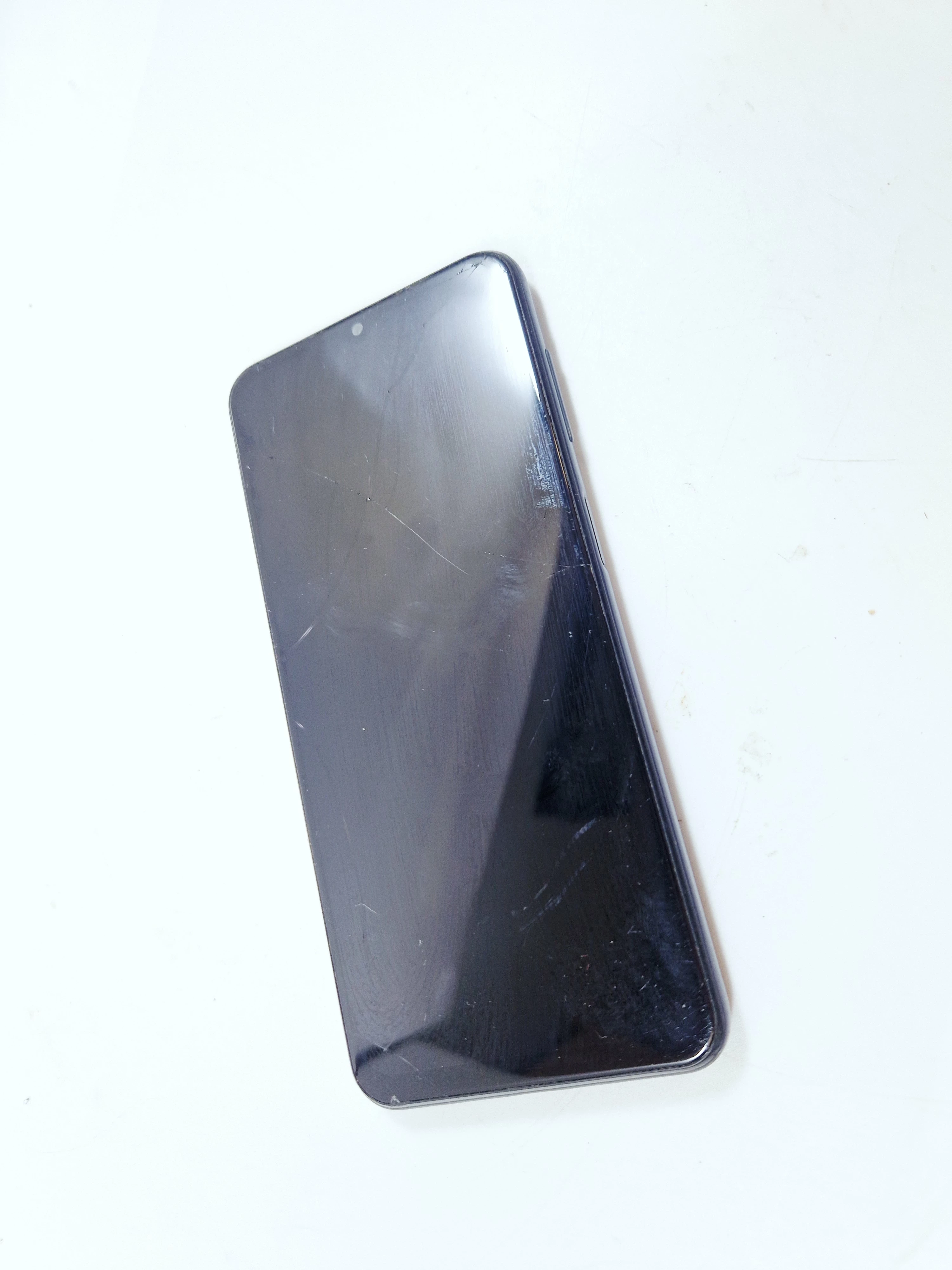 telefon-samsung-galaxy-a13-at-opis-kod-producenta-sm-a137fzkveue