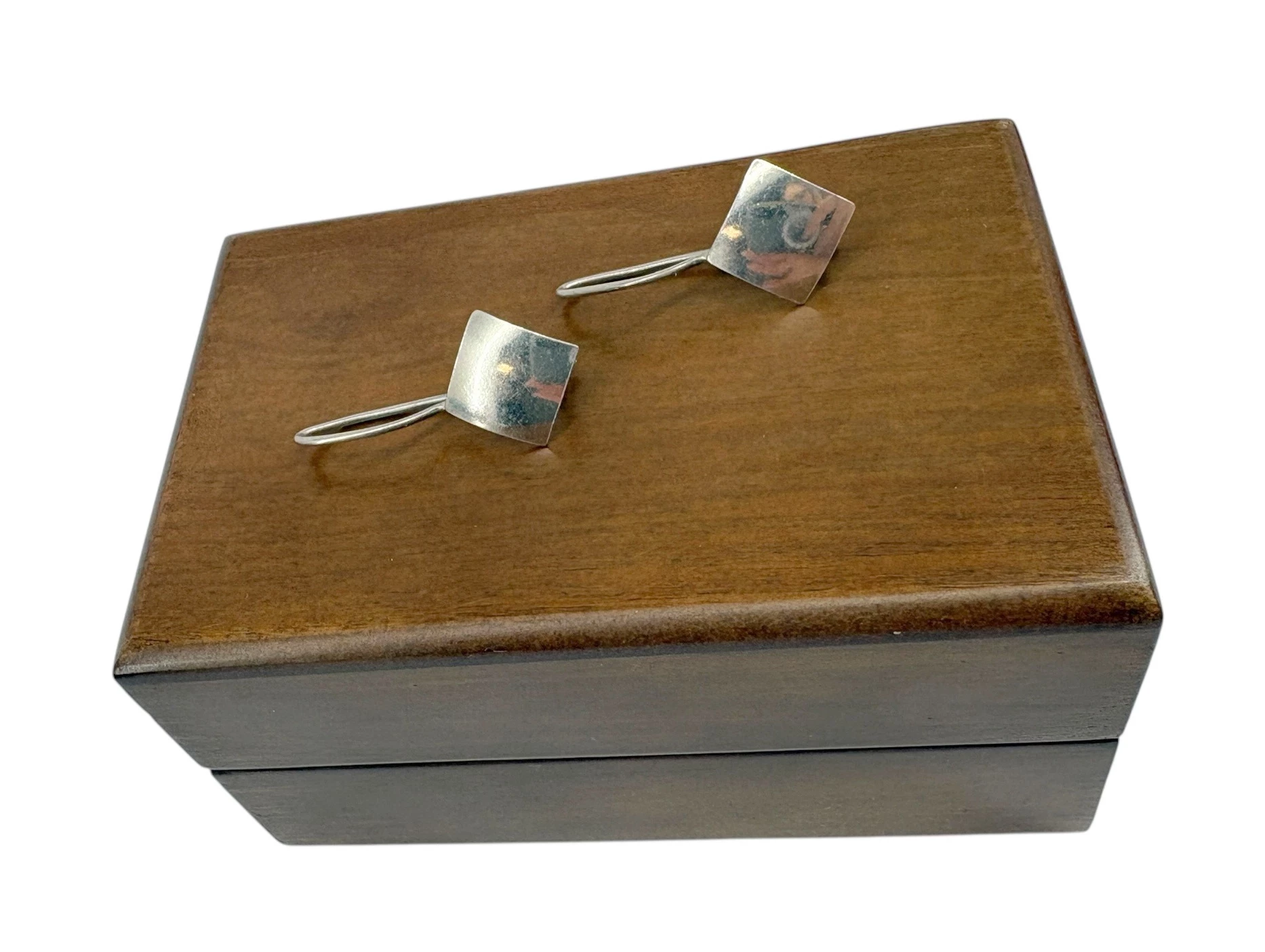 eleganckie-srebrne-kolczyki-wiszace-172g-925-motyw-129129-246990