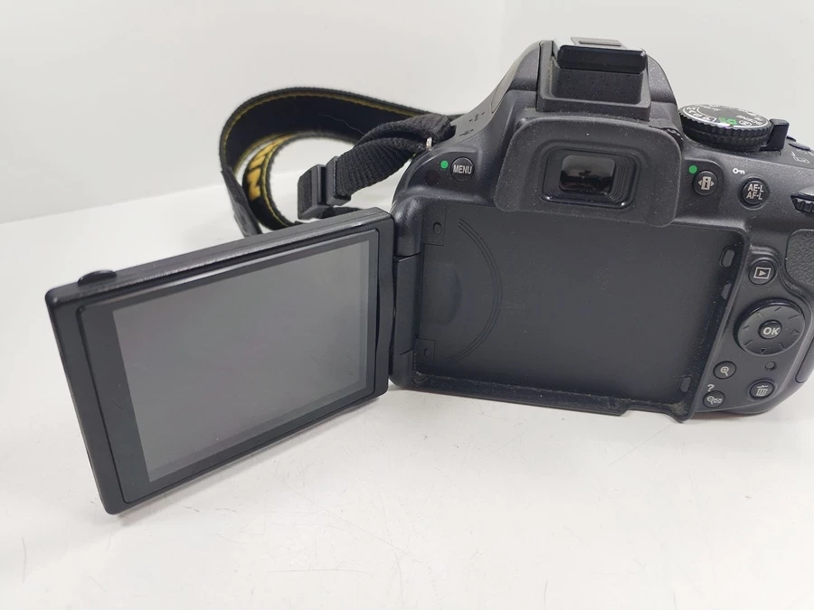 lustrzanka-nikon-d5200-korpus-obiektyw-rozmiar-matrycy-206882-228774