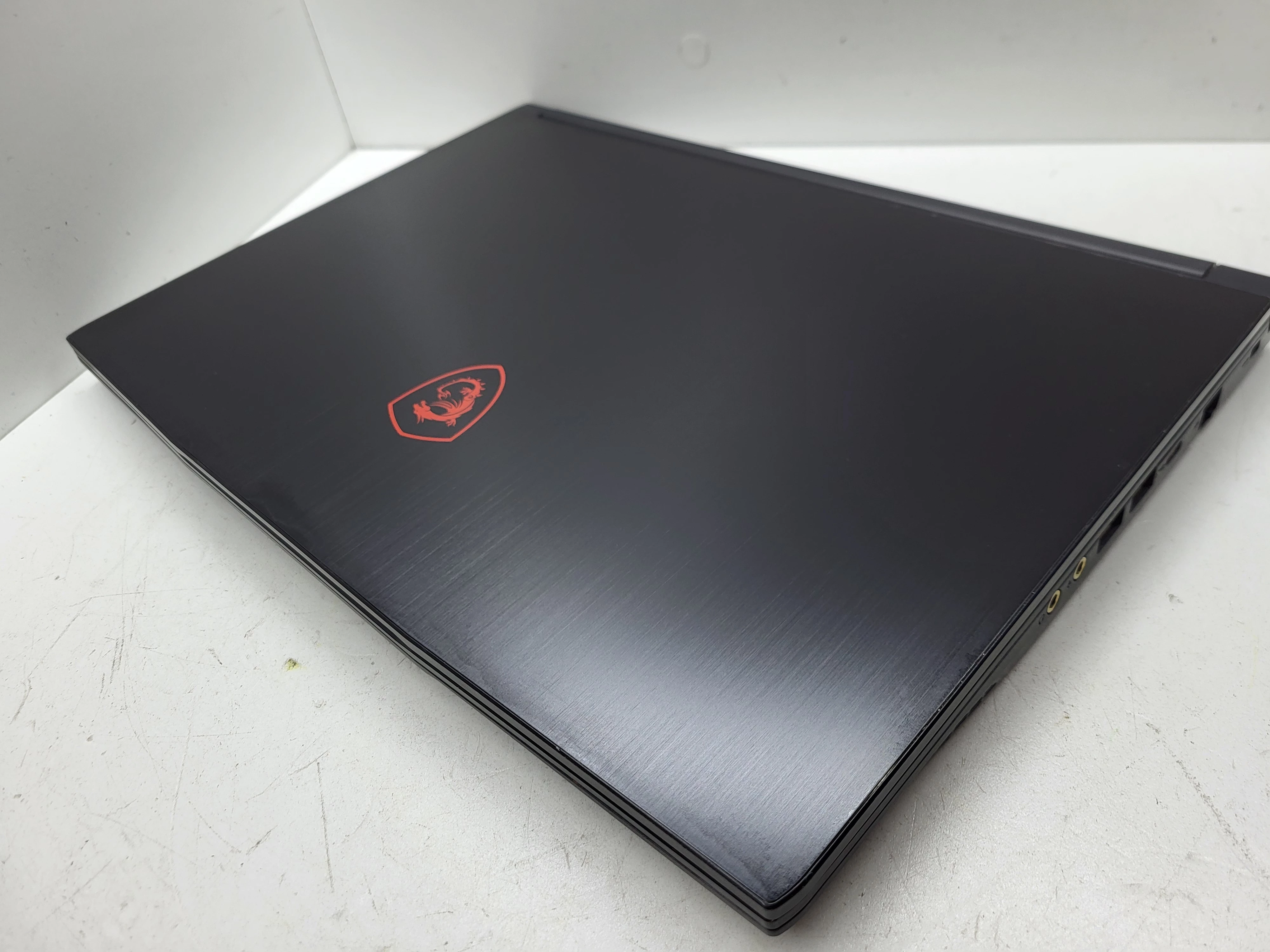 laptop-msi-gf63-thin-8rc5-i5-8300h8gbram256gb-ssd-system-operacyjny-201865-1016326