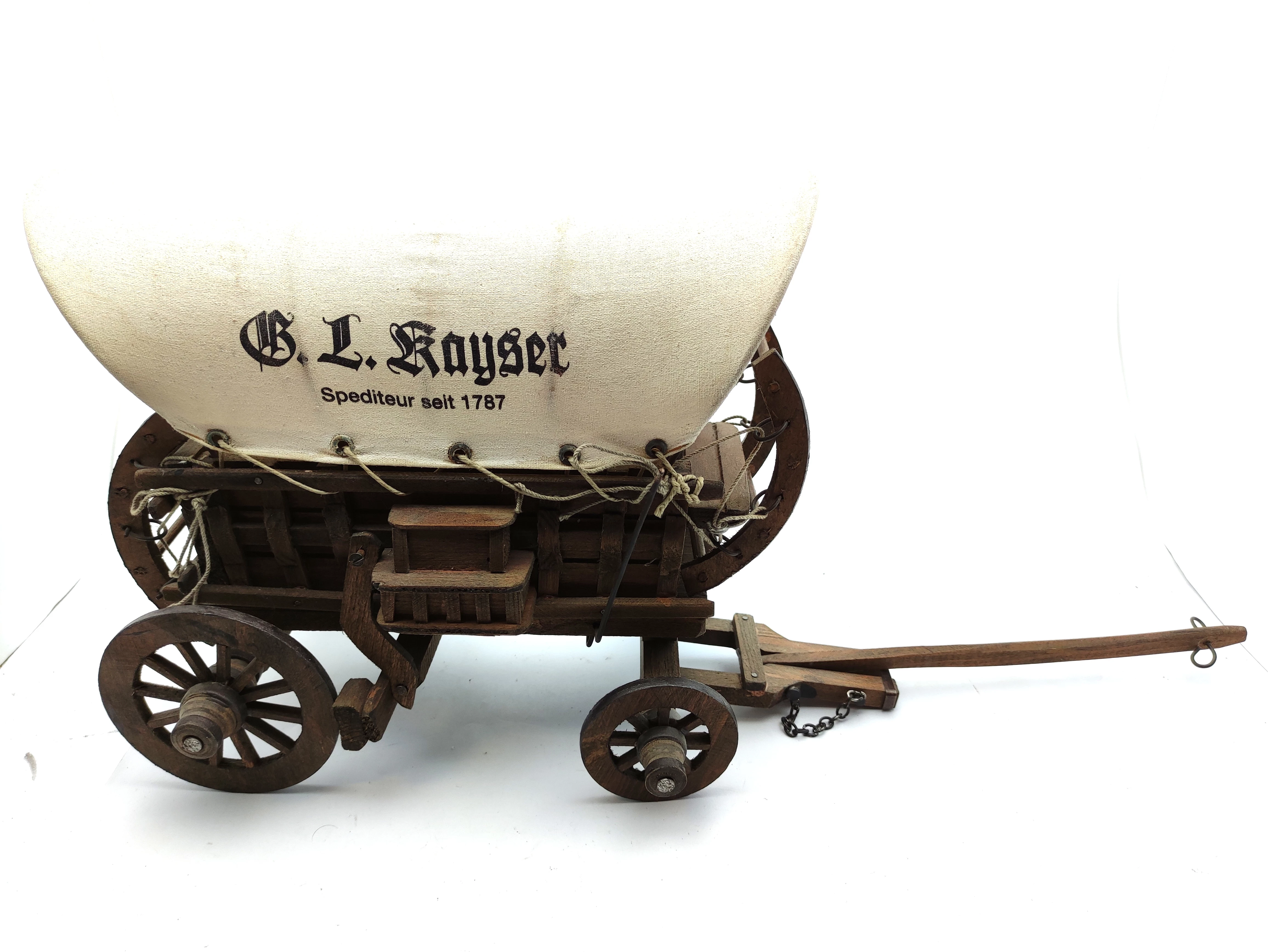 drewniany-model-woz-pocztowy-47cm-dabrowskiego-30-naklo