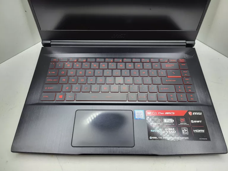 laptop-msi-gf63-thin-8rc5-i5-8300h8gbram256gb-ssd-przekatna-ekranu-1560