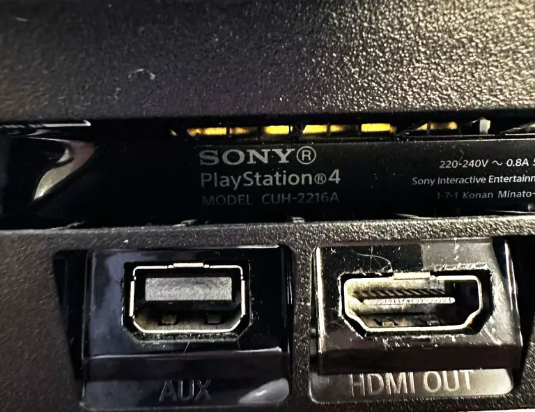 konsola-ps-playstation-4-slim-500gb-cuh-2216a2-pady-waga-produktu-210