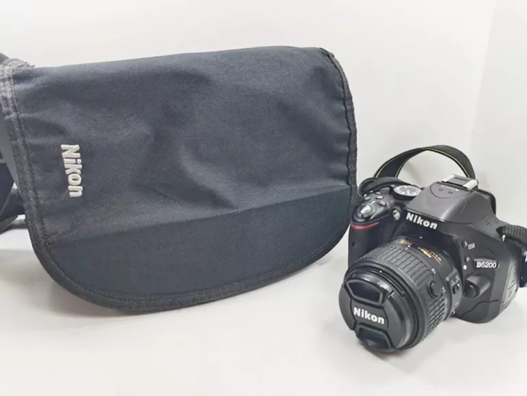 lustrzanka-nikon-d5200-korpus-obiektyw-w-zestawie-814-2