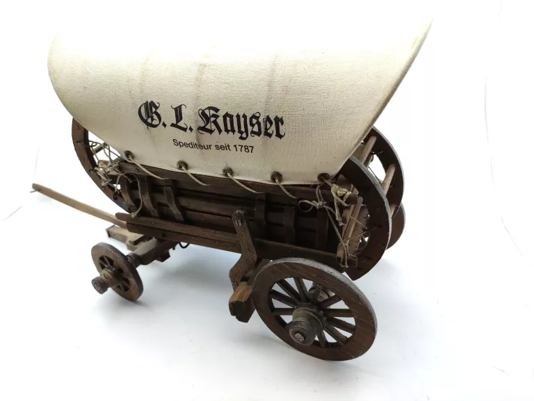 drewniany-model-woz-pocztowy-47cm-dabrowskiego-30-naklo