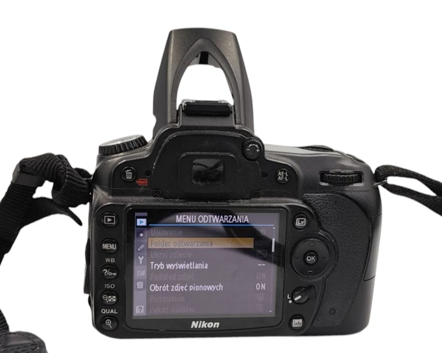 lustrzanka-nikon-d90-obiektyw-nikkor-dx-18-105mm-marka-248811-1939856