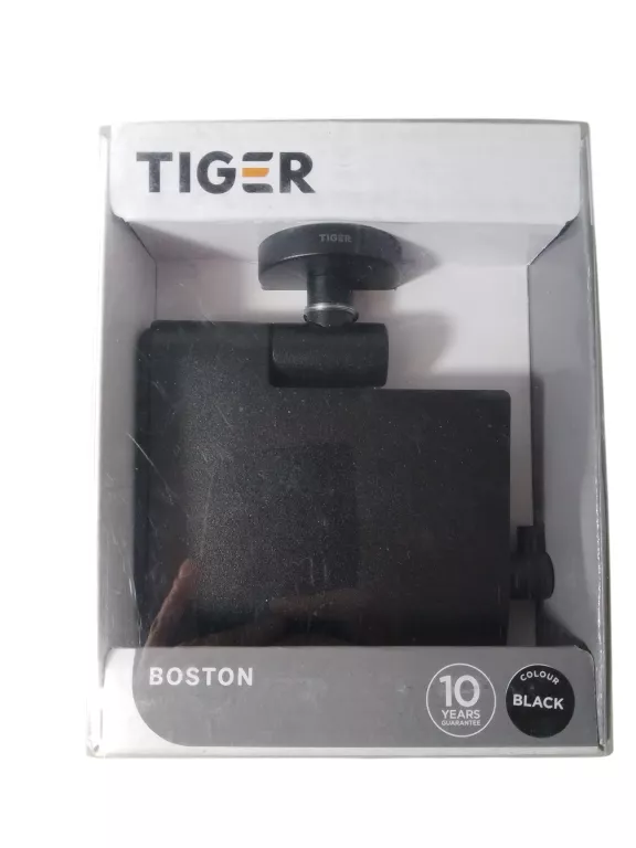 tiger-boston-uchwyt-na-papier-z-pokrywa-czarny-1-maja-7a-makow-mazowiecki
