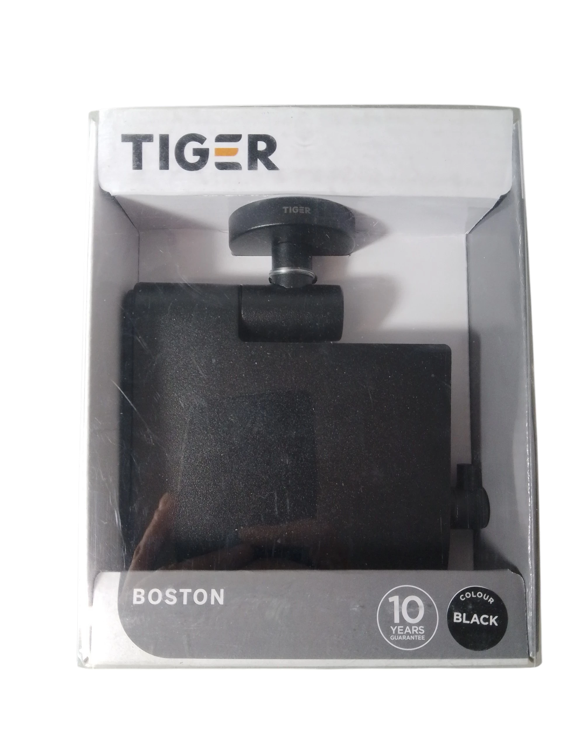 tiger-boston-uchwyt-na-papier-z-pokrywa-czarny-1-maja-7a-makow-mazowiecki