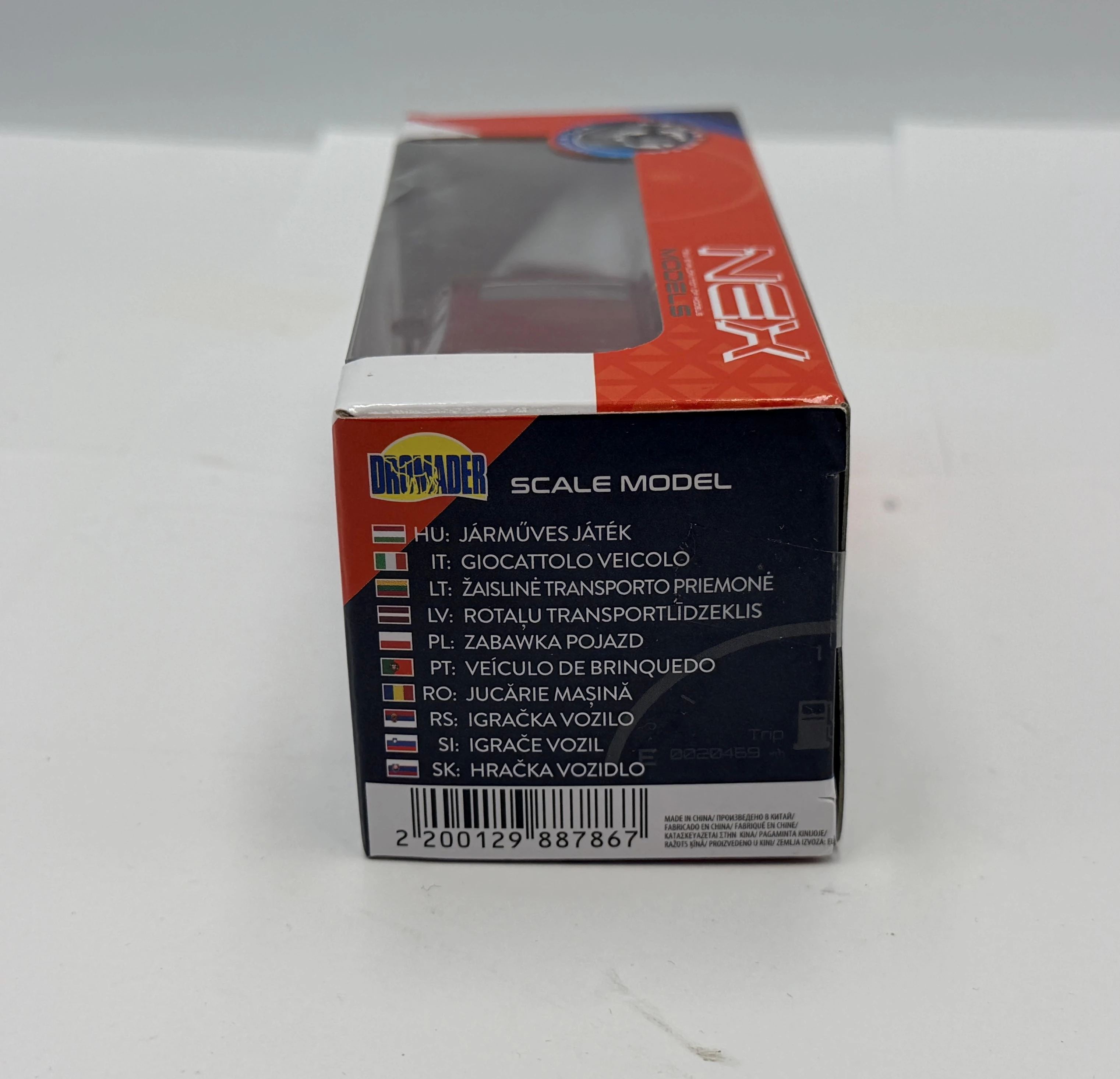 samochodzik-welly-2016-toyota-camry-ean-gtin-6900313012209