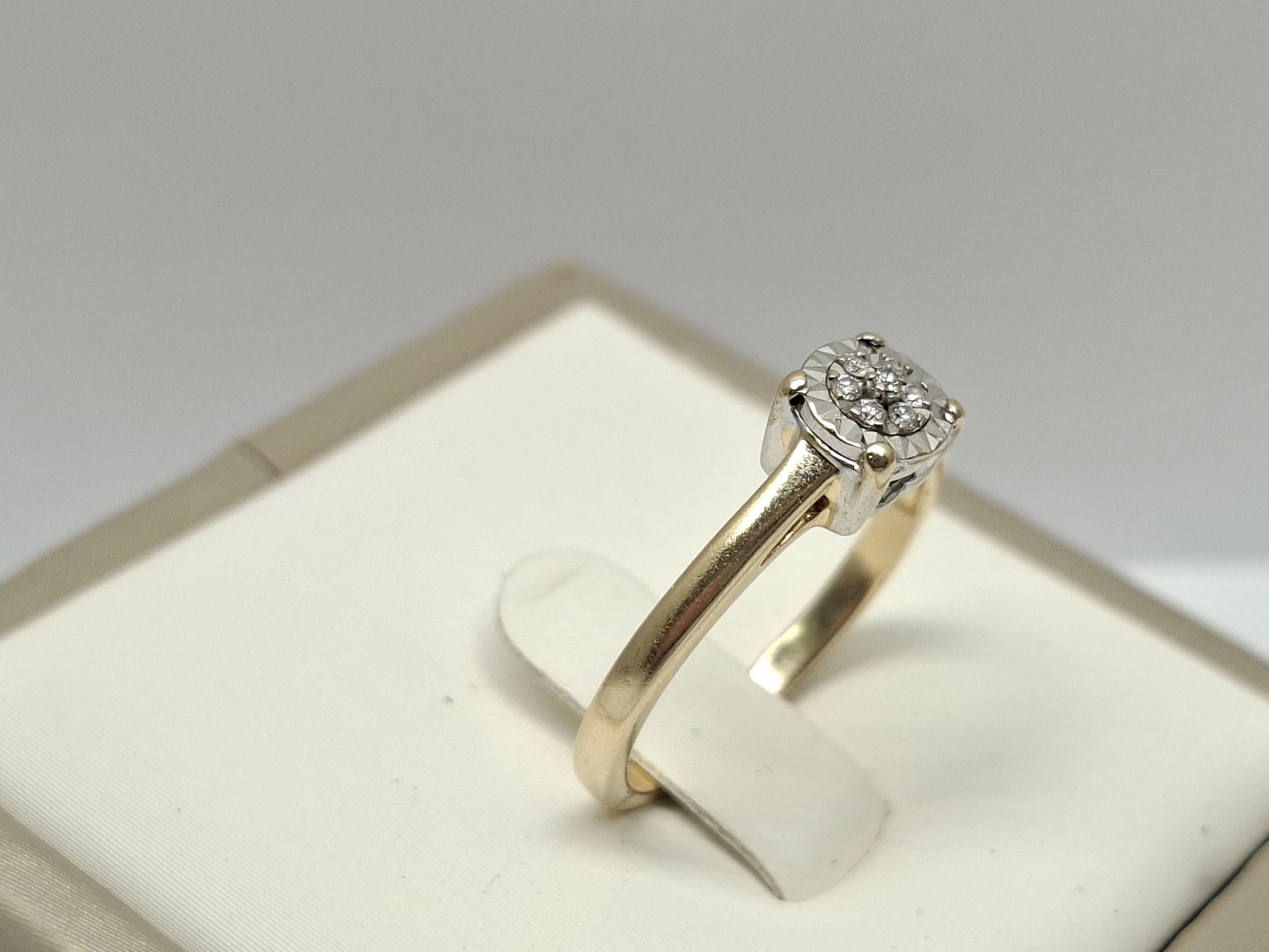 ciekawy-zloty-pierscionek-284g-585-r12-z-brylantami-007-ct-kamien-17088-8