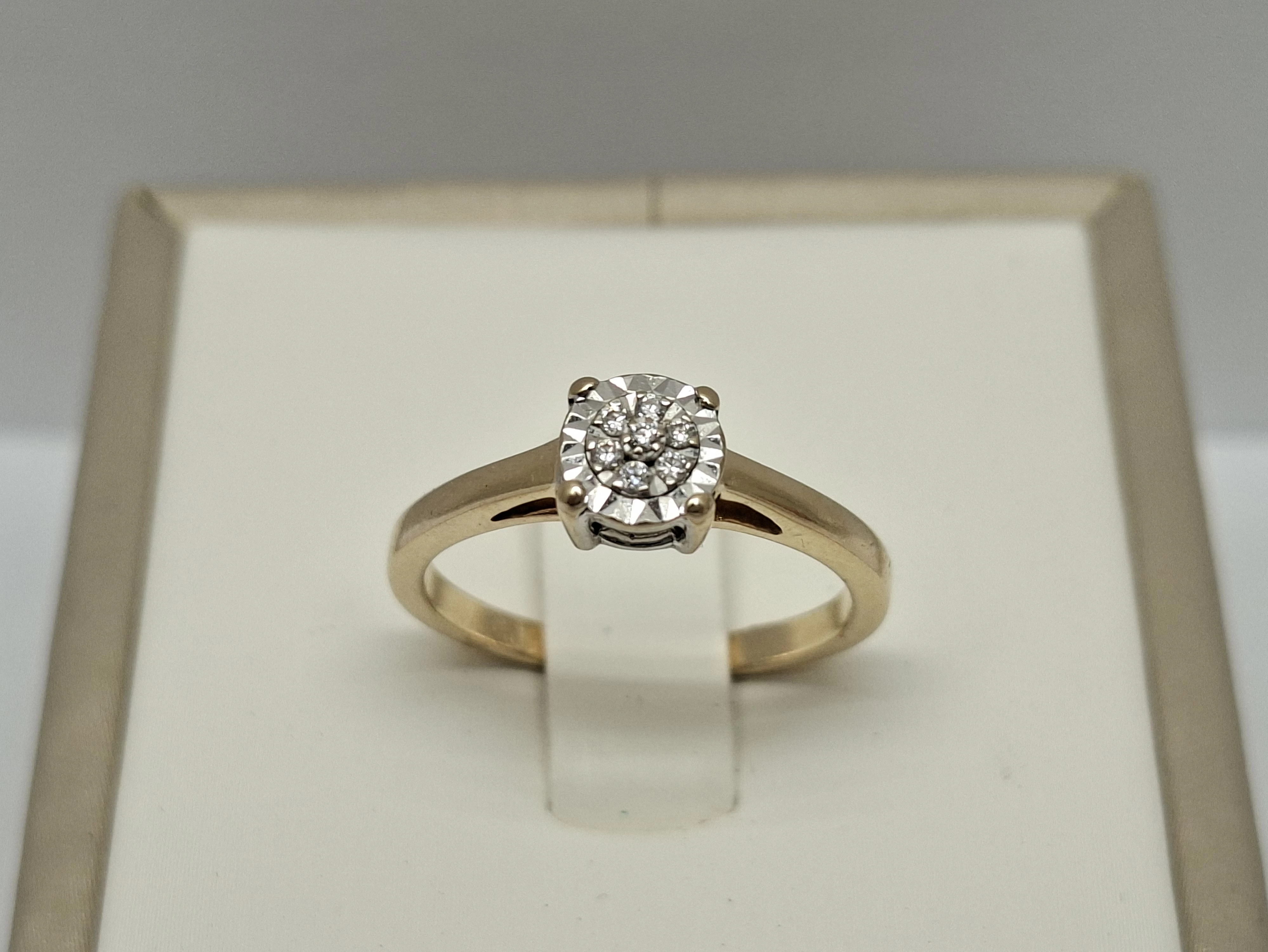 ciekawy-zloty-pierscionek-284g-585-r12-z-brylantami-007-ct-rodzaj-2205-2