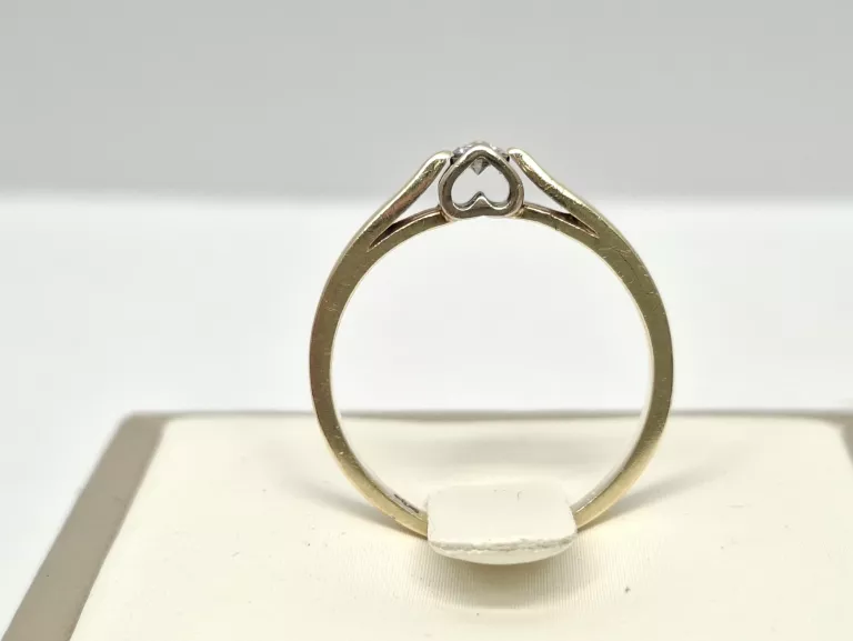 zloty-zareczynowy-pierscionek-z-sercem-585-228g-r13-brylant-008ct-waga-228