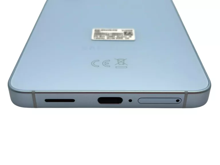 telefon-samsung-galaxy-s26-5g-12512gb-63-120hz-4300mah-niebieski-opis-wbudowana-pamiec-202869-214181