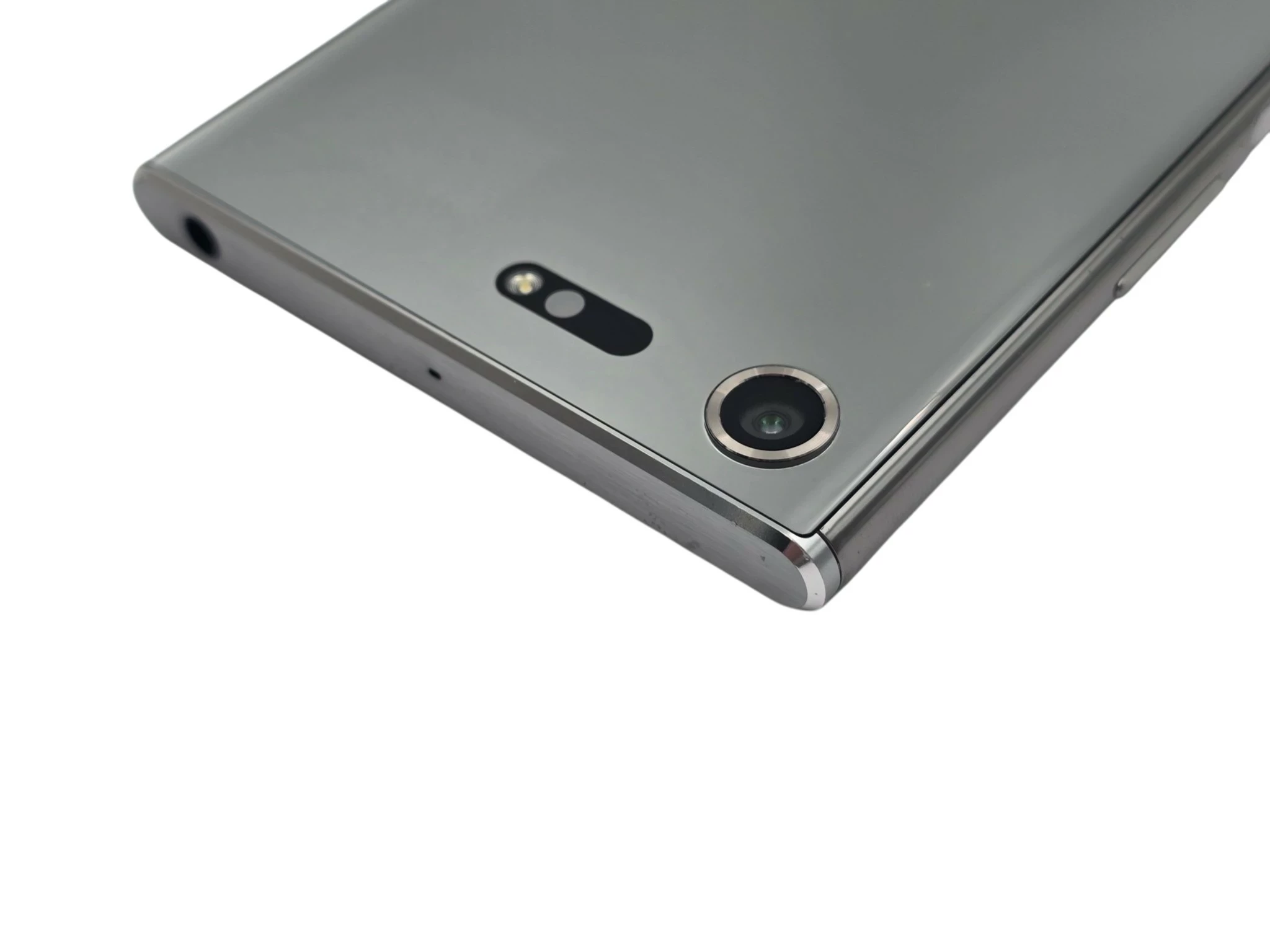 telefon-sony-xperia-g8141-xz-332gb-550-1913mpx-typ-202685-212929