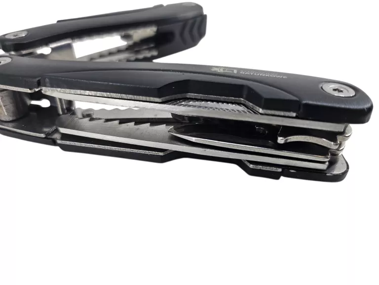 multitool-czarny-narzedzie-wielofunkcyjne-model-multitool