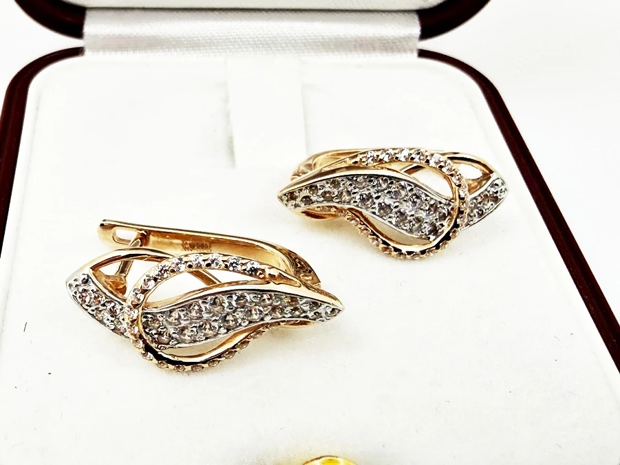 zlote-kolczyki-z-cyrkoniami-p585-zapiecie-angielskiem-waga-408-stan-11323-2