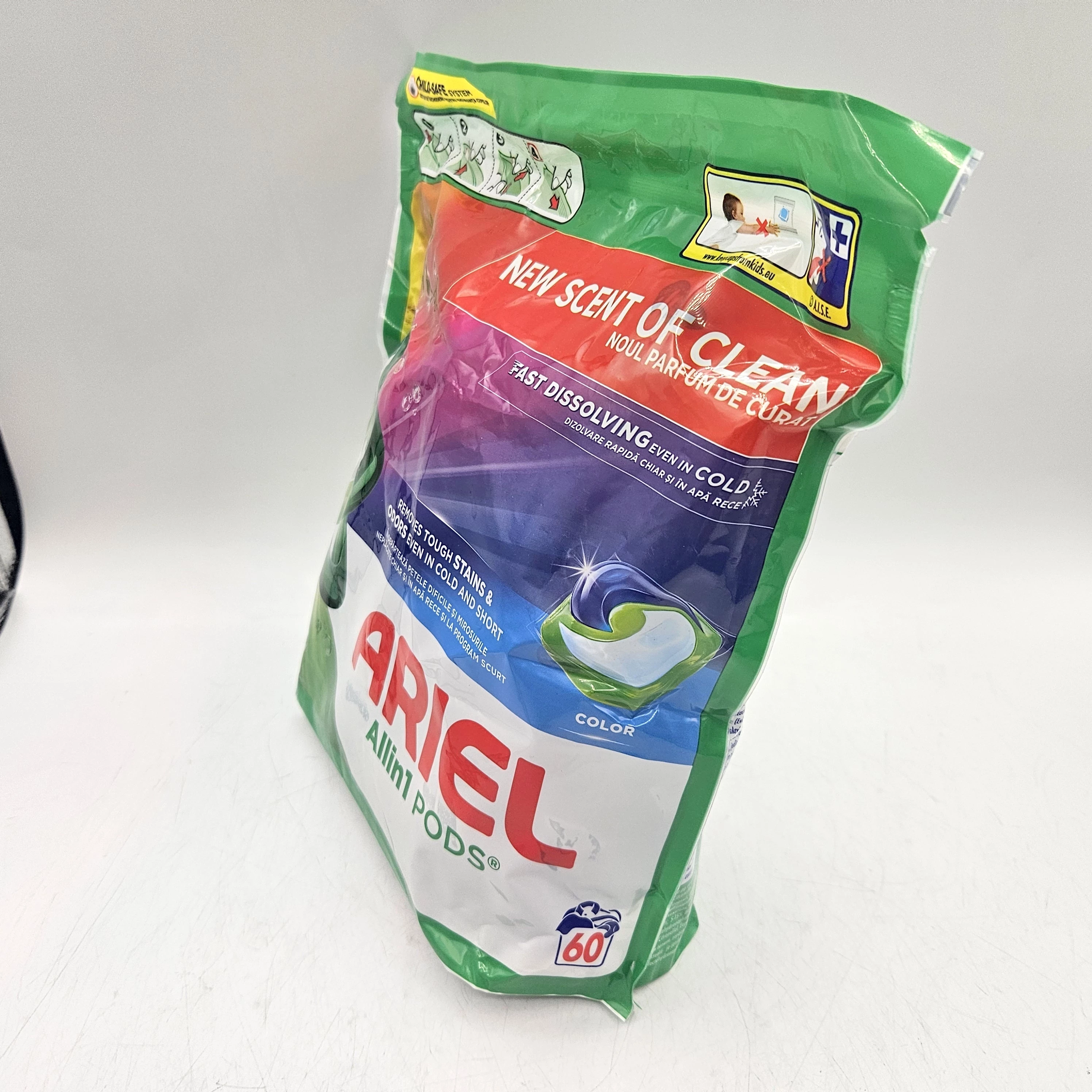 ariel-kapsulki-doprania-color-60szt-ean-gtin-8700216804288